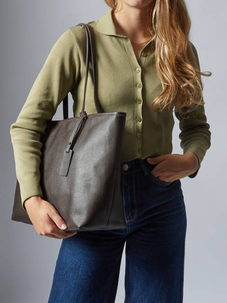 Schoudertas A4 Formaat Caviar Leder Milano Bruin caviar CA19111N ander zicht 1