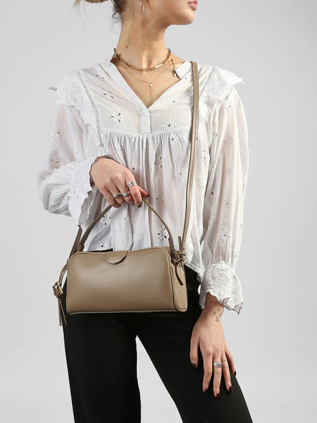 Cross Body Tas Emblem Trio Polyurethaan Calvin klein jeans Beige emblem trio 4F3370G ander zicht 1